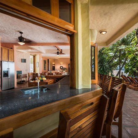 Elegant Costa Rican Villa With Oceanfront Infinity Pool Rio Grande Luaran gambar